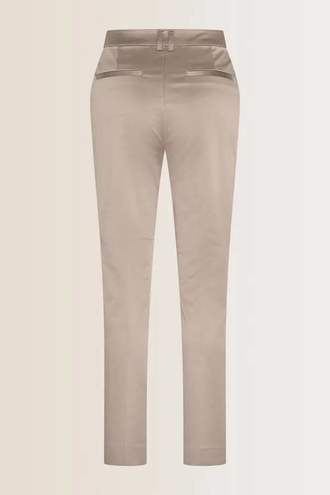 Satijnachtige broek
