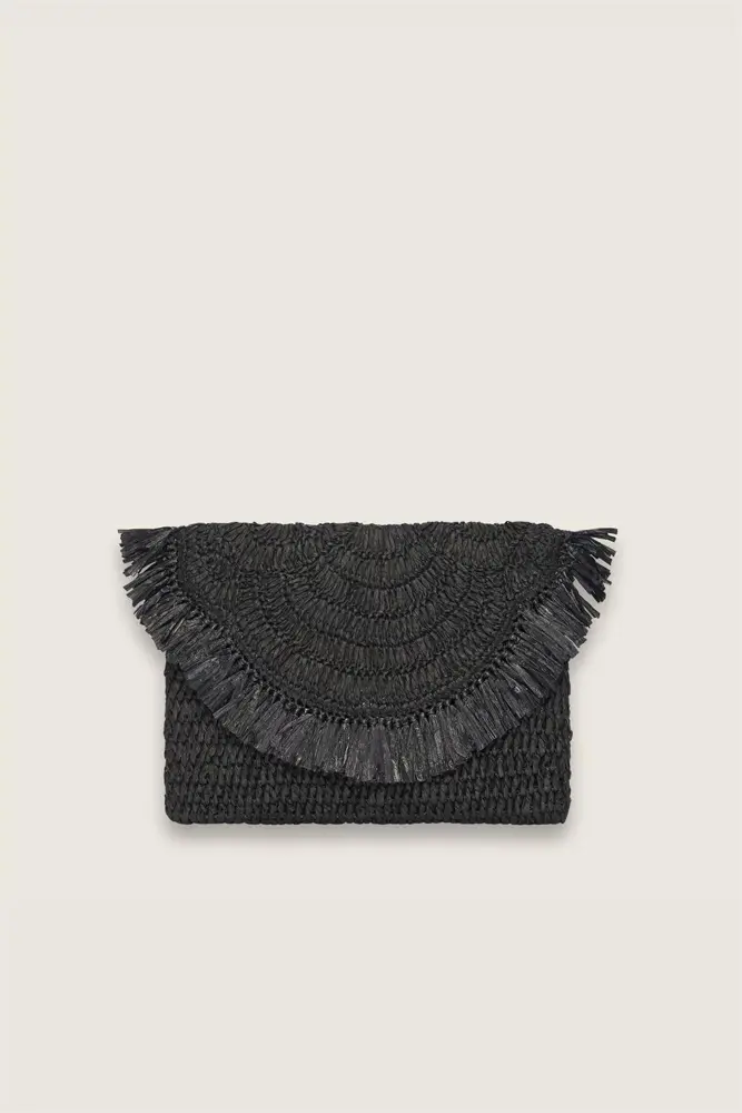 Fringe straw clutch