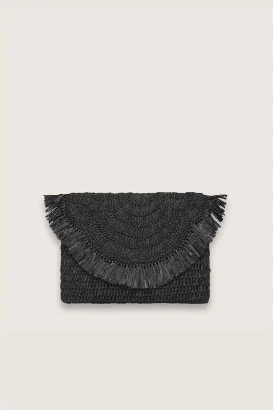 Fringe straw clutch