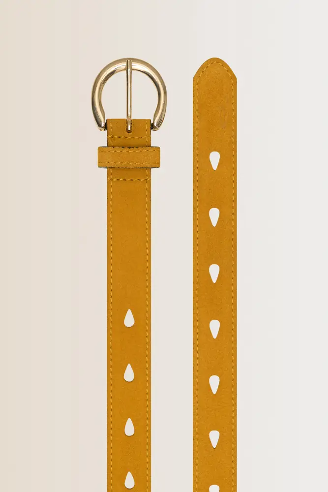 Leren riem met druppelperforaties