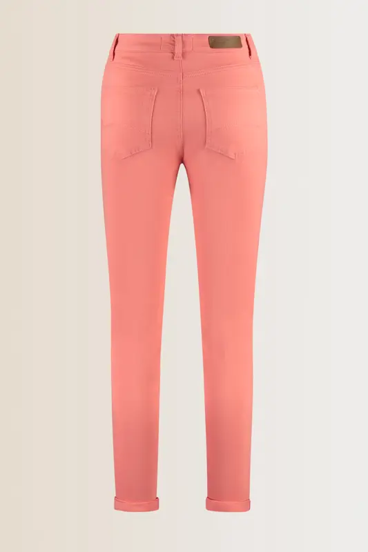 Slim-fit jeans