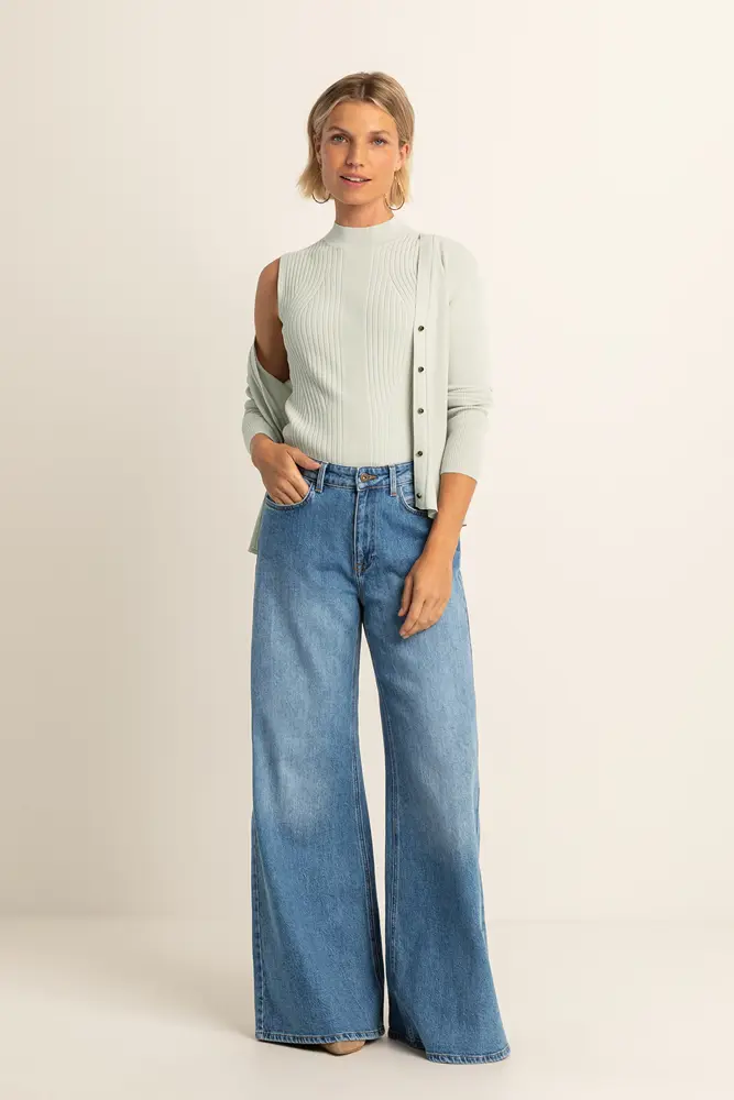 Vest met knoopsluiting