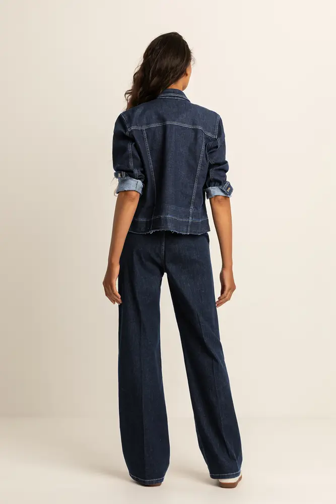 Flared jeans