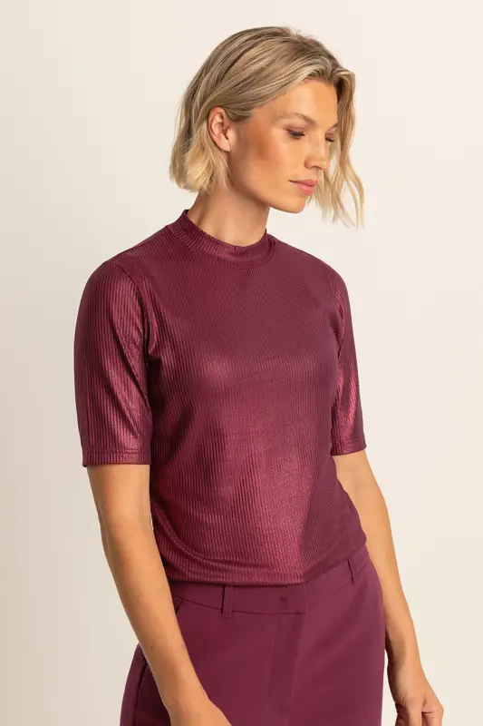 Metallic top