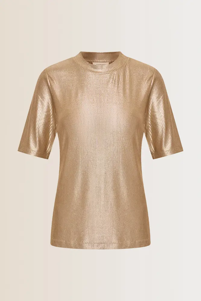 Metallic top
