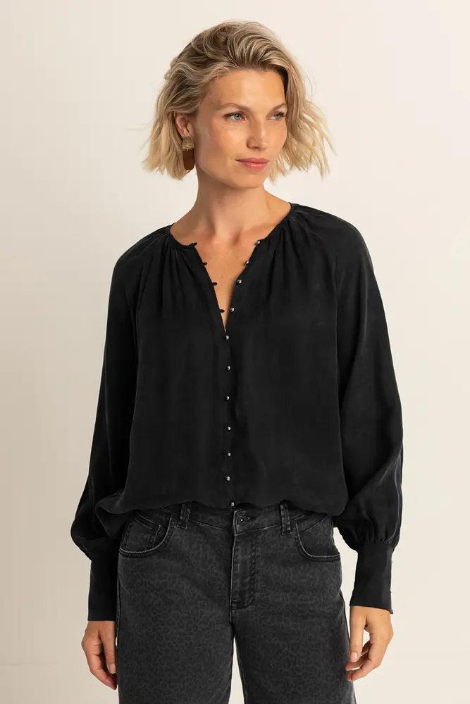 Soepelvallende blouse