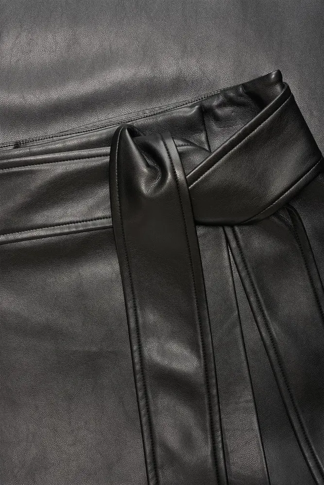 Faux-leather rok