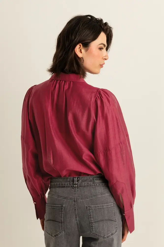 Blouse met pofmouwen