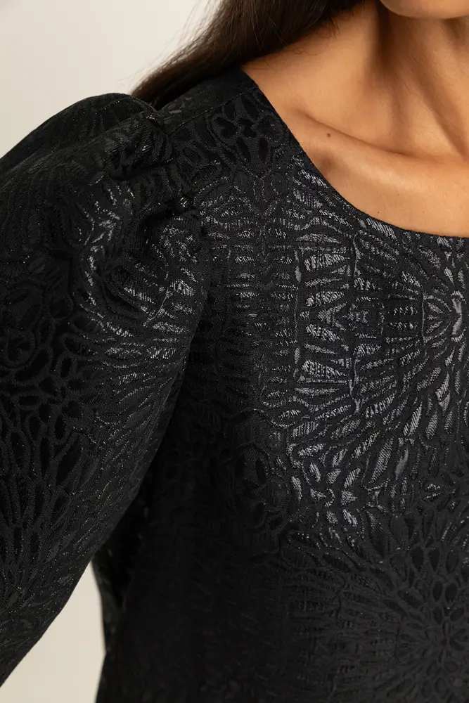 Jacquard jurk met pofmouwen