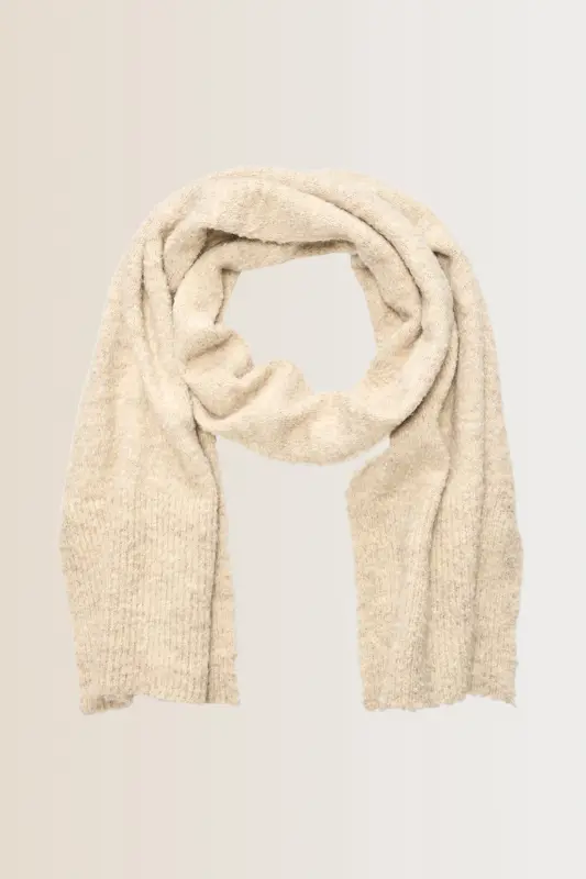 Bouclé shawl