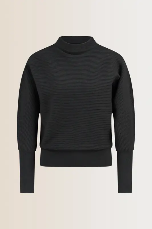 Ribgebreide trui