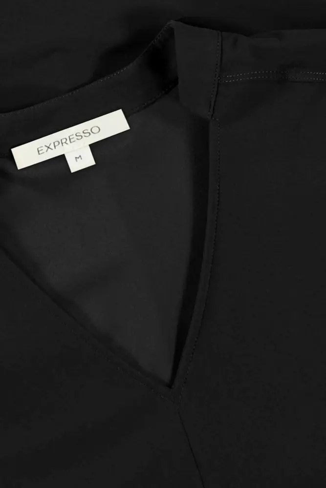 V-hals travel top