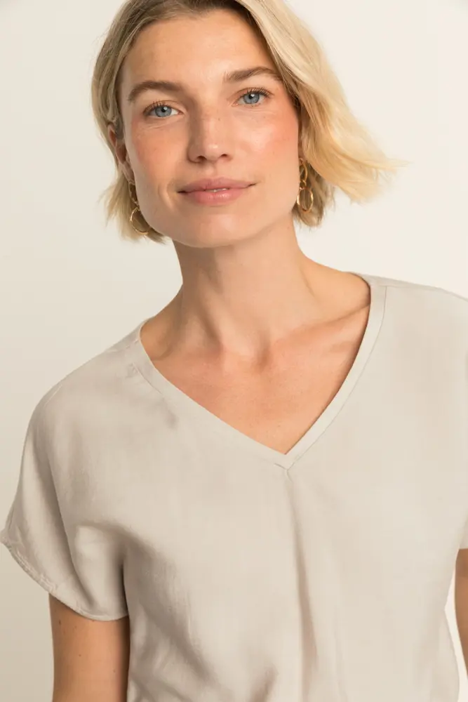 T-shirt met V-hals