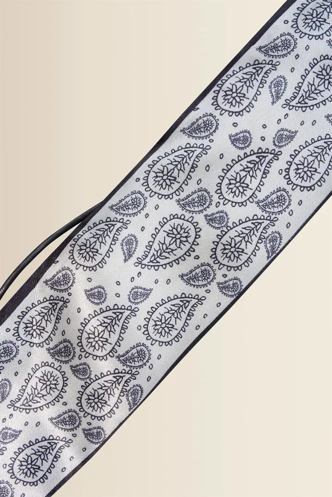 Shawl met kralen
