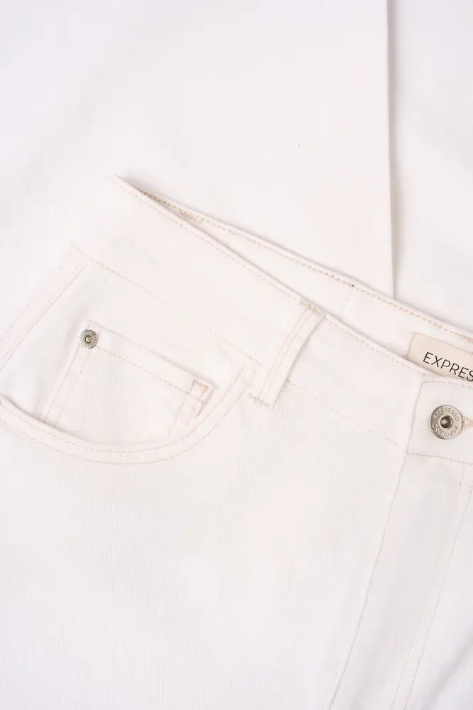 Barrel jeans