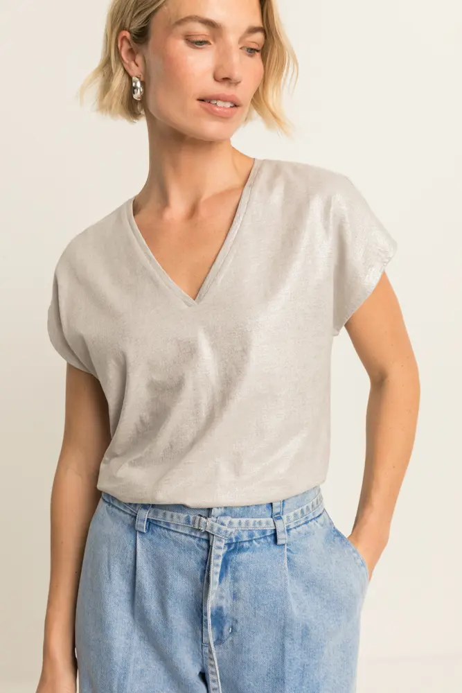Glanzende top met V-hals