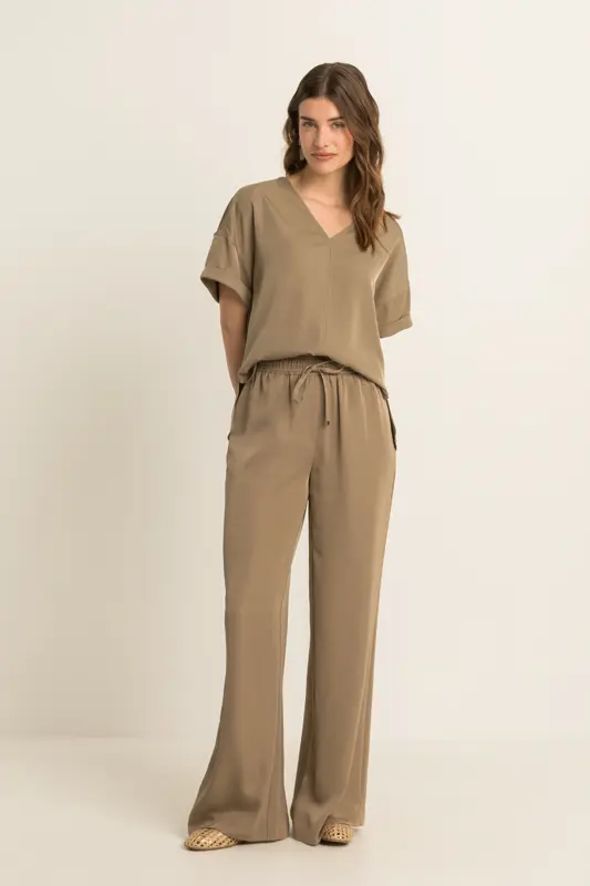 Soepelvallende broek