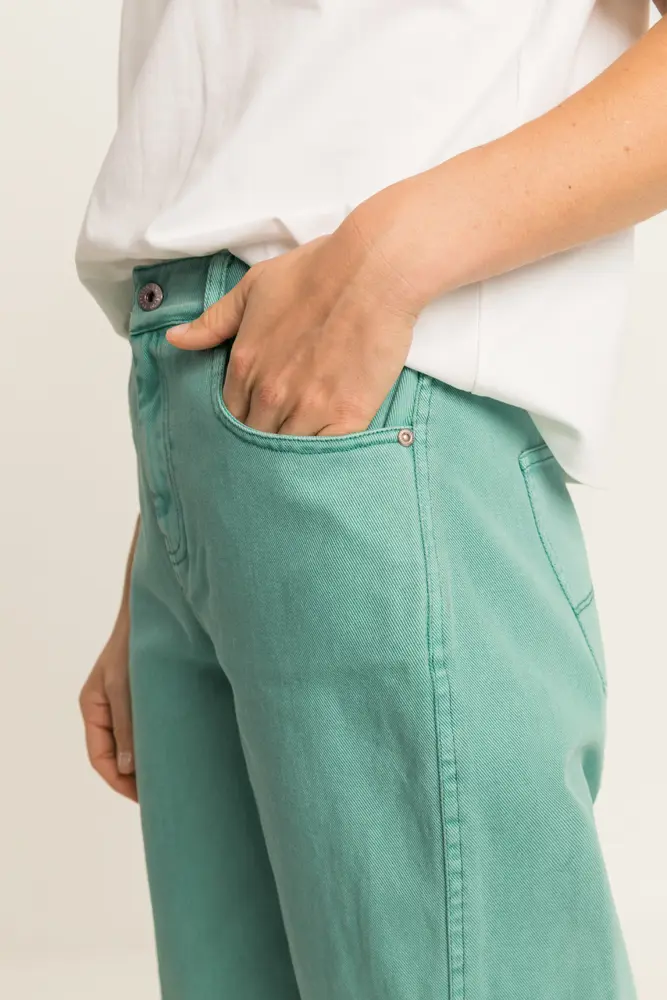 Barrel jeans