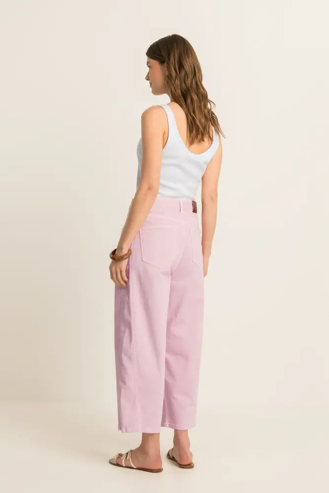 Barrel jeans