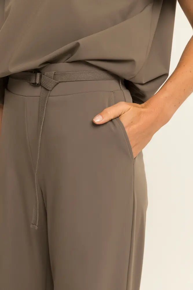 Travelbroek met wijde pijpen