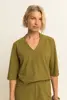 Travel top met v-hals