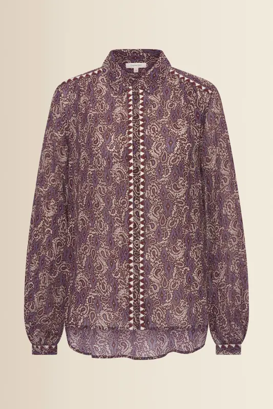 Paisleyblouse met contrastdetail