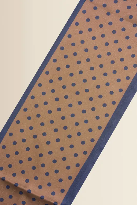 Shawl met stipdessin