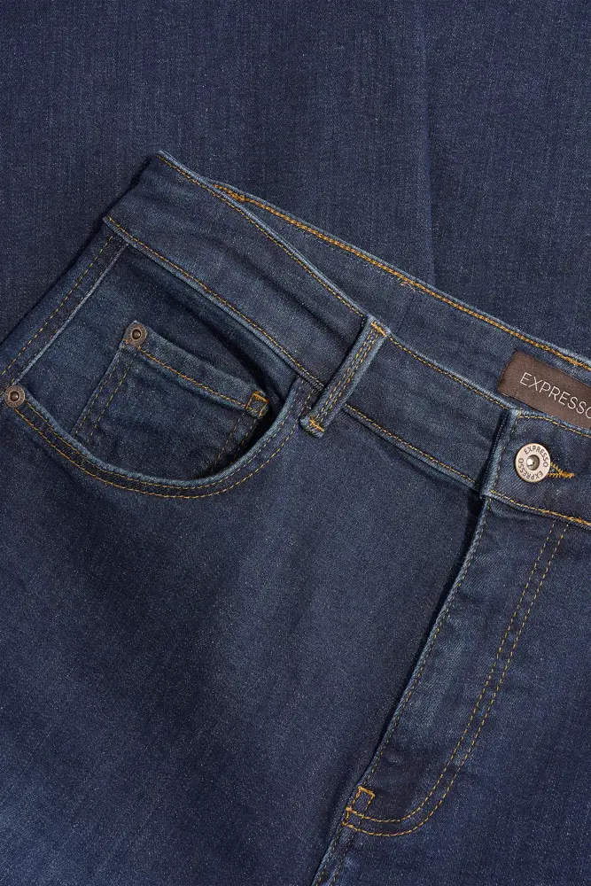 Donkerblauwe jeans met deelnaden