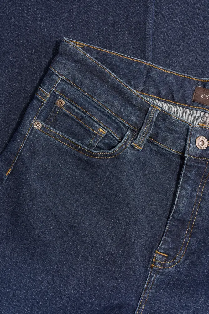 Wide leg jeans