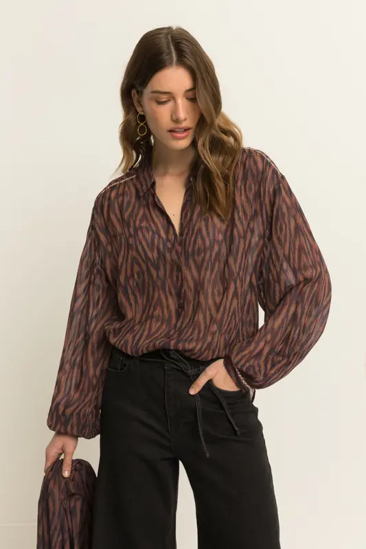Blouse met abstracte print