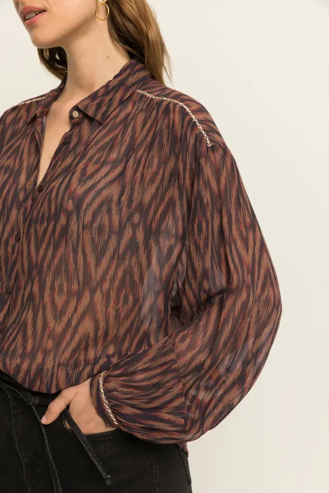 Blouse met abstracte print