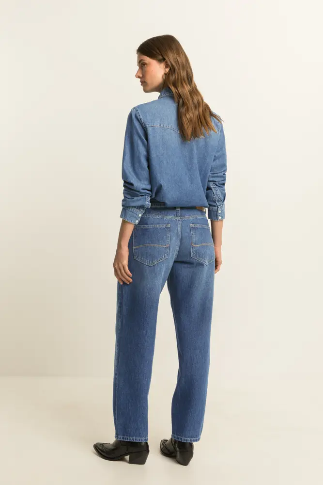 Barrel fit jeans
