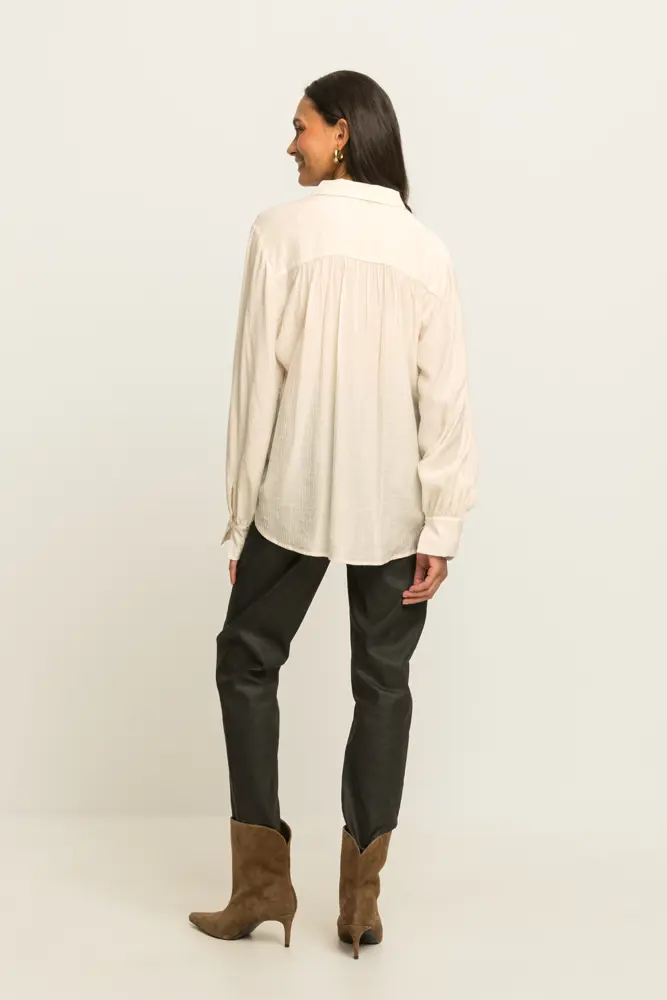 Zwarte slim fit broek met coating