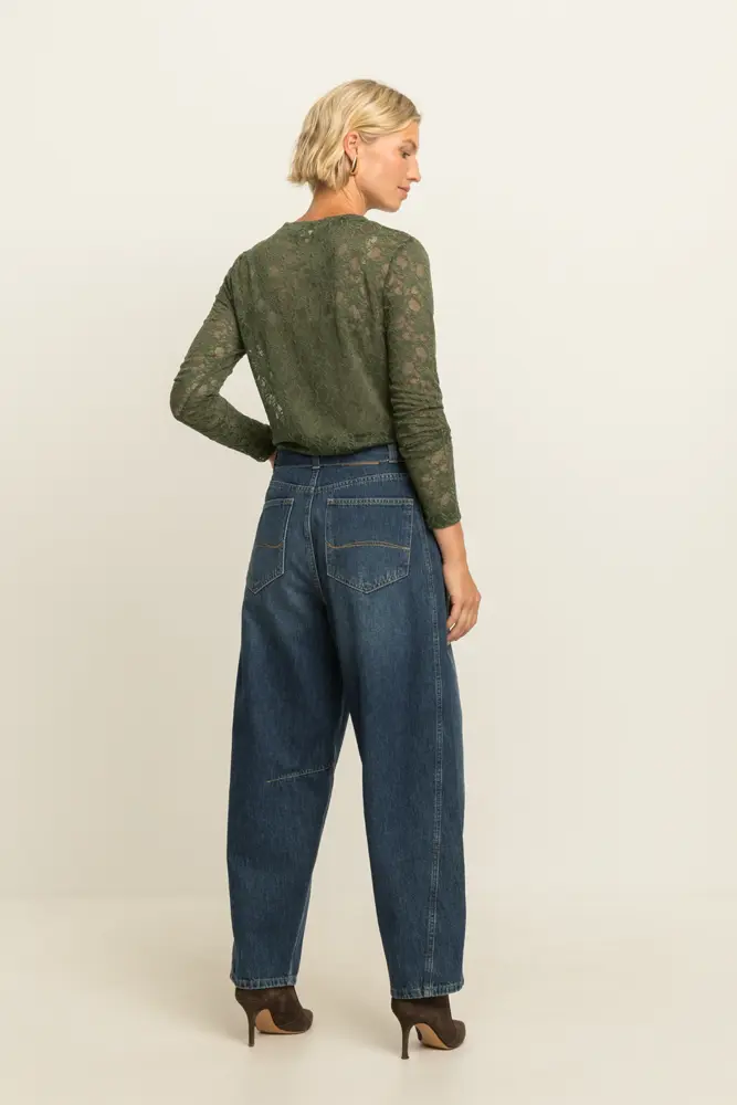 Jeans met strikceintuur