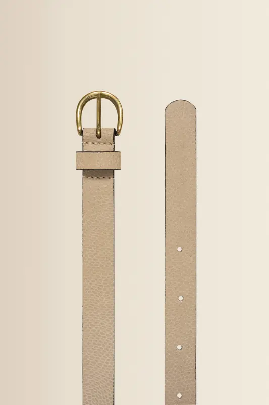 Suède riem met structuur